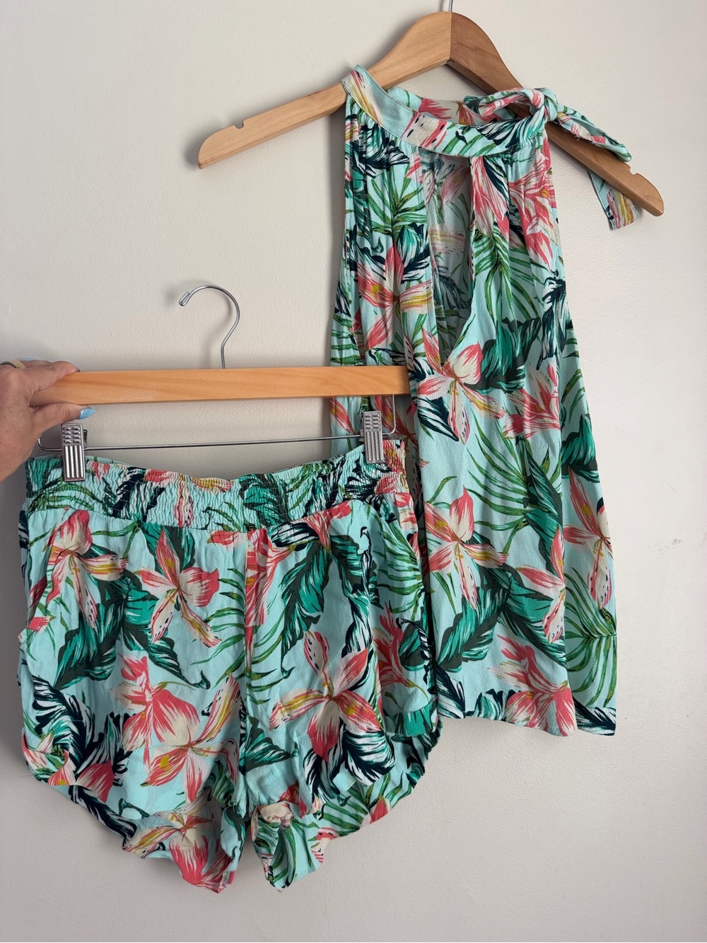 MINKPINK Mint Green Tropical Tie-Neck Tank & Shorts Set